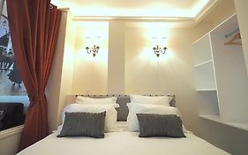 Louvre Opera Classic ChicSuites